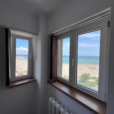 Panoramic Sea View *