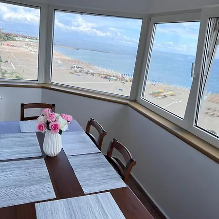Panoramic Sea View Апартаменты Констанца